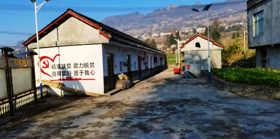 image015.png